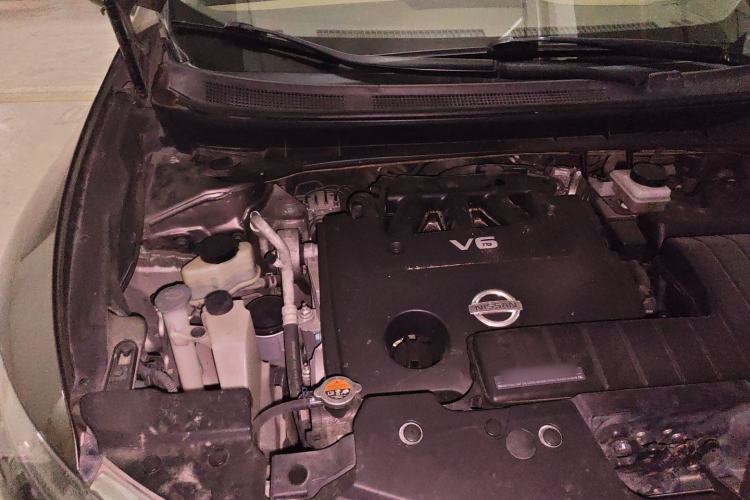 Used Nissan Murano 2013 3.5L CVT Glory Edition Engine Bay Right