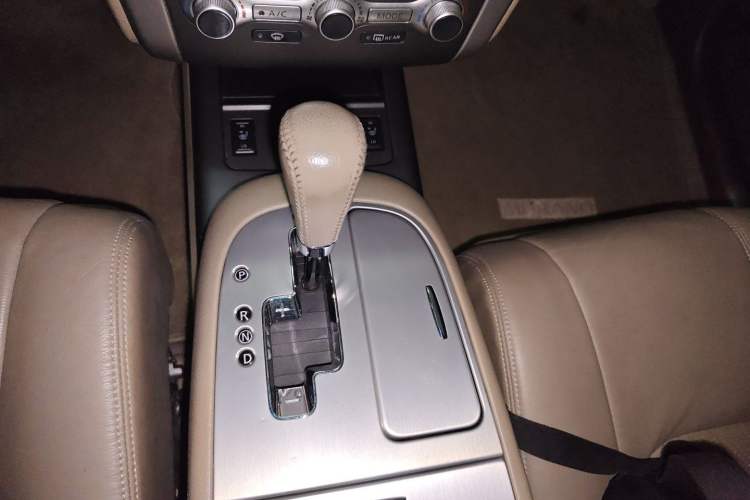 Used Nissan Murano 2013 3.5L CVT Glory Edition Gear Lever