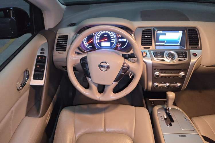 Used Nissan Murano 2013 3.5L CVT Glory Edition Steering Wheel