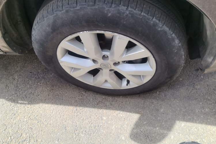 Used Nissan Murano 2013 3.5L CVT Glory Edition Right Front Wheel Hub