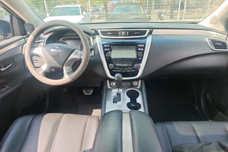 Used Nissan Murano 2015 2.5L XL Two-Wheel Drive Smart Edition Center Console