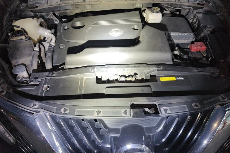 Used Nissan Murano 2015 2.5L XV RES Two-Wheel Drive Luxury Edition Engine Bay