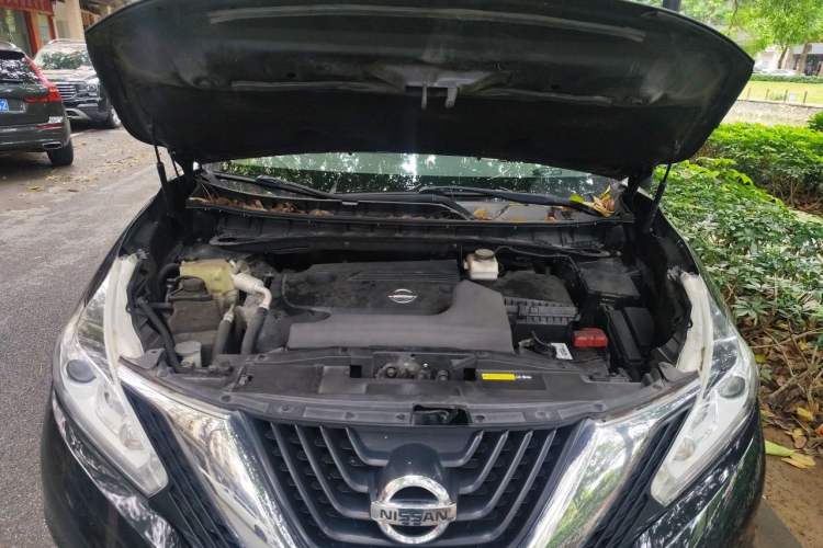 Used Nissan Murano 2015 2.5L XE Two-Wheel-Drive Elite Edition Engine Bay