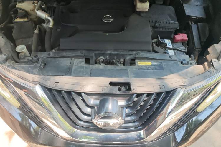 Used Nissan Murano 2015 2.5L XL Two-Wheel Drive Smart Edition Engine Bay