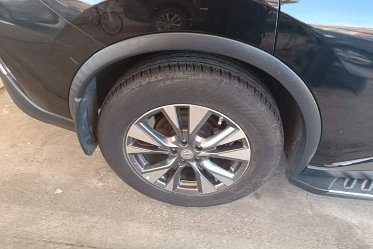 Used Nissan Murano 2015 2.5L XL Two-Wheel Drive Smart Edition Exterior 5