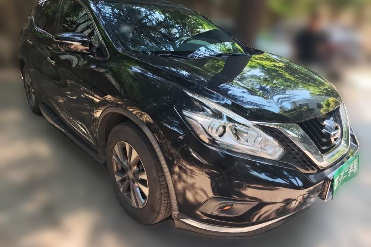 Used Nissan Murano 2015 2.5L XL Two-Wheel Drive Smart Edition Front Right 45 Deg