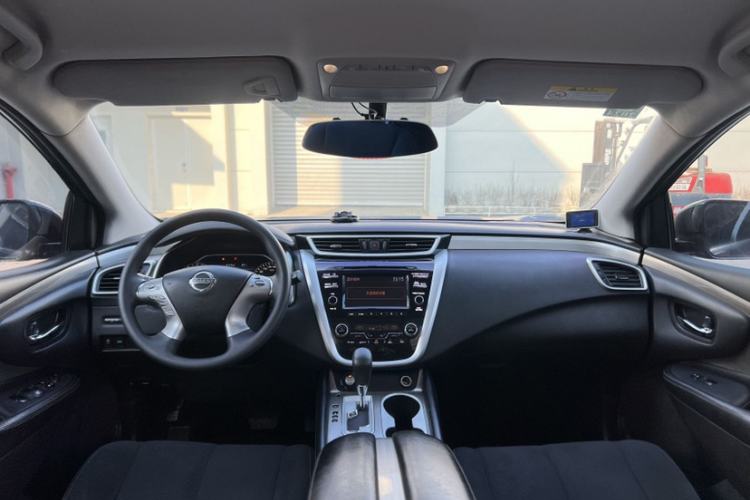 Used Nissan Murano 2015 2.5L XE Two-Wheel-Drive Elite Edition Interior 1