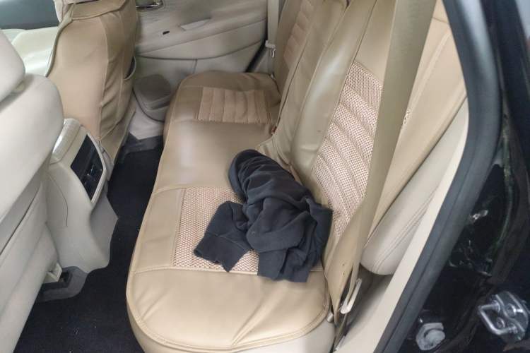 Used Nissan Murano 2015 2.5L XE Two-Wheel-Drive Elite Edition Left Rear Seat
