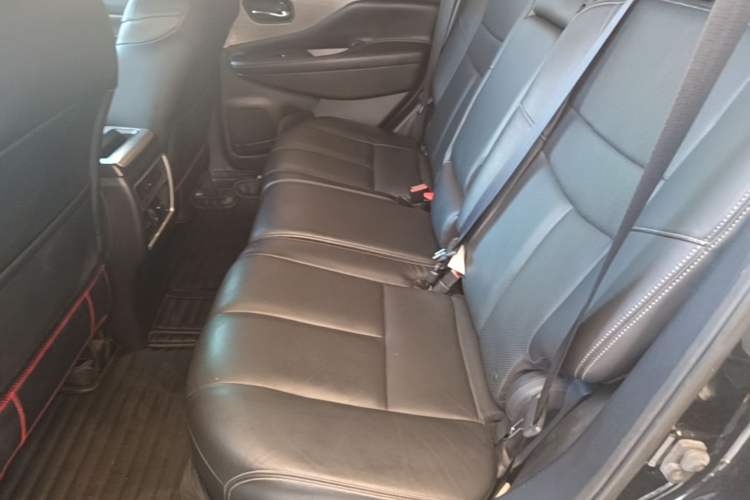 Used Nissan Murano 2015 2.5L XL Two-Wheel Drive Smart Edition Left Rear Seat