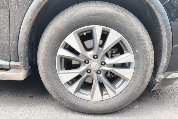 Used Nissan Murano 2015 2.5L XL NAVI Two-Wheel Drive Smart Edition Right Front Wheel Hub