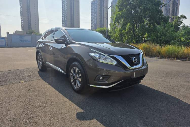 Used Nissan Murano 2015 2.5L XE Two-Wheel-Drive Elite Edition Exterior 2