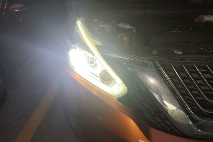 Used Nissan Murano 2015 2.5L XL NAVI Two-Wheel Drive Smart Edition Right Front Headlight