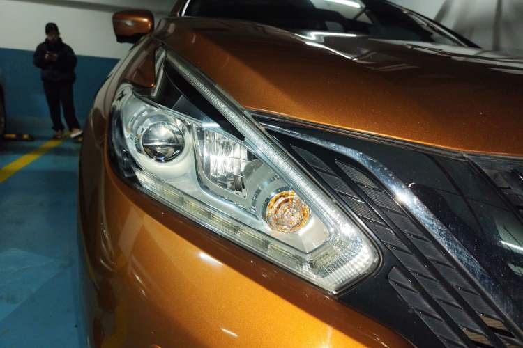 Used Nissan Murano 2015 2.5L XL NAVI Two-Wheel Drive Smart Edition Right Front Headlight