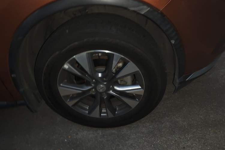 Used Nissan Murano 2015 2.5L XL NAVI Two-Wheel Drive Smart Edition Right Front Wheel Hub