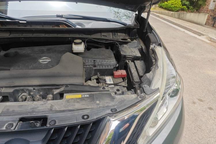Used Nissan Murano 2015 2.5L XL NAVI Two-Wheel Drive Smart Edition Engine Bay Left