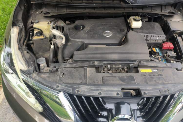 Used Nissan Murano 2015 2.5L XL Two-Wheel Drive Smart Edition Engine Bay Right