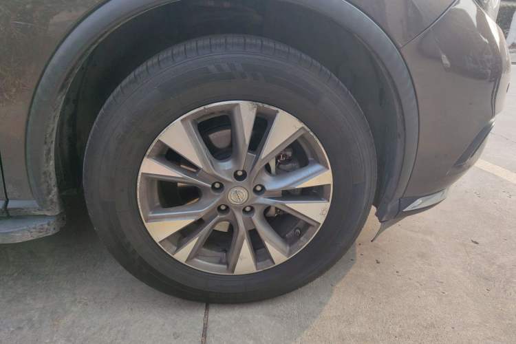 Used Nissan Murano 2015 2.5L XL Two-Wheel Drive Smart Edition Exterior 3