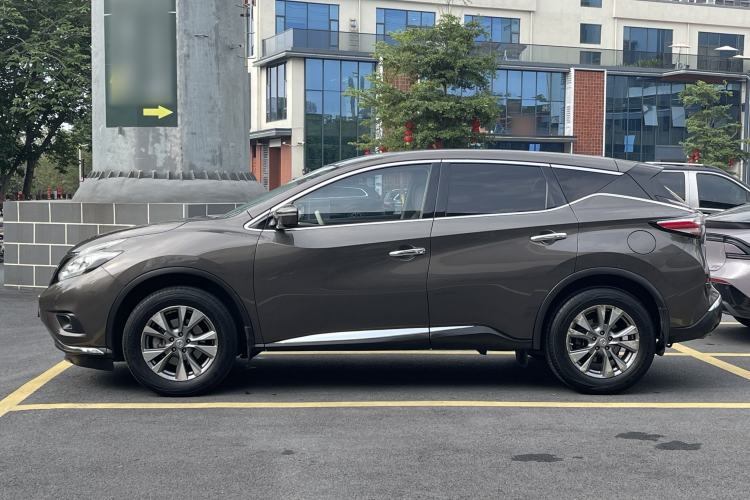 Used Nissan Murano 2015 2.5L XE Two-Wheel-Drive Elite Edition Exterior 6