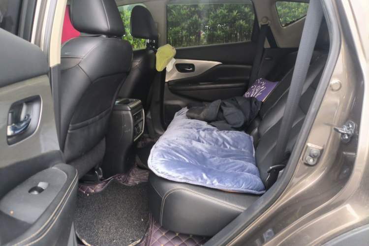 Used Nissan Murano 2015 2.5L XL Two-Wheel Drive Smart Edition Left Rear Seat