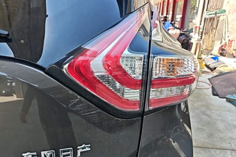 Used Nissan Murano 2015 2.5L XL NAVI Two-Wheel Drive Smart Edition Right Rear Taillight