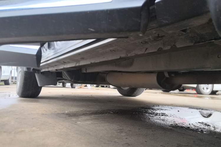 Used Nissan Murano 2015 2.5L XL NAVI Plus Two-Wheel Drive Smart Edition Right Side Sill
