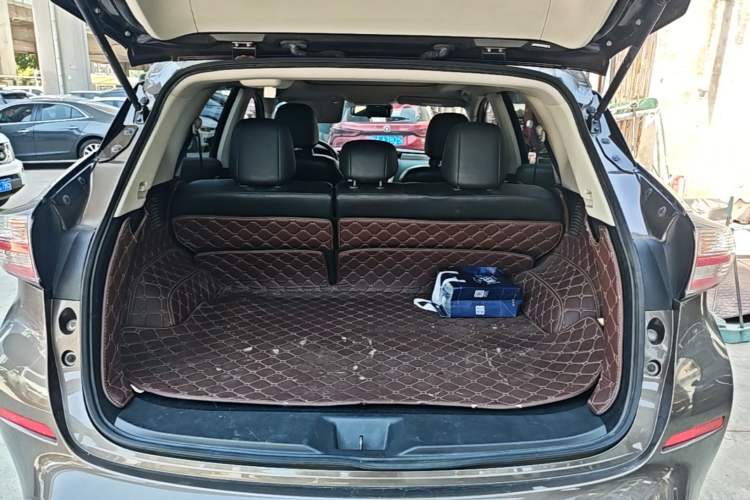 Used Nissan Murano 2015 2.5L XL NAVI Two-Wheel Drive Smart Edition Trunk