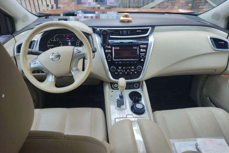 Used Nissan Murano 2015 2.5L XL Two-Wheel Drive Smart Edition Center Console