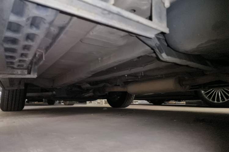 Used Nissan Murano 2015 2.5L XV RES Plus Two-Wheel-Drive Touring Edition Chassis Rear Left