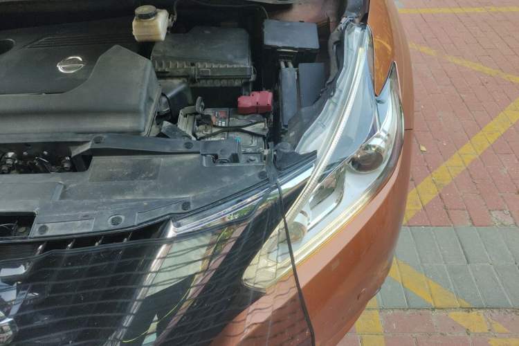 Used Nissan Murano 2015 2.5L XL Two-Wheel Drive Smart Edition Engine Bay Left