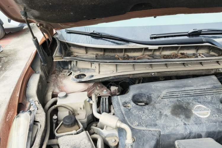 Used Nissan Murano 2015 2.5L XL Two-Wheel Drive Smart Edition Engine Bay Right
