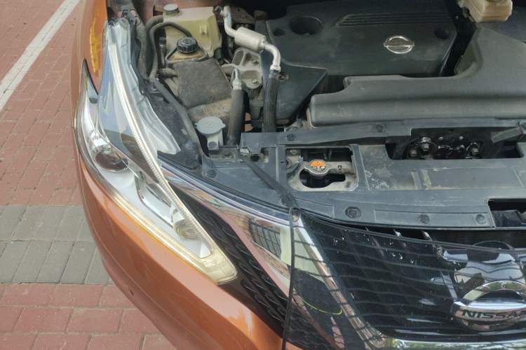 Used Nissan Murano 2015 2.5L XL Two-Wheel Drive Smart Edition Engine Bay Right