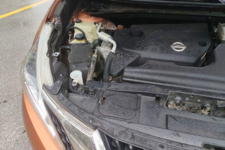 Used Nissan Murano 2015 2.5L XL Two-Wheel Drive Smart Edition Engine Bay Right
