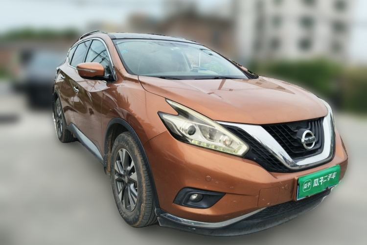 Used Nissan Murano 2015 2.5L XL Two-Wheel Drive Smart Edition Front Right 45 Deg