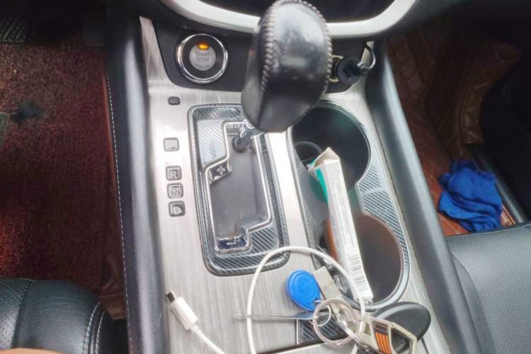 Used Nissan Murano 2015 2.5L XL Two-Wheel Drive Smart Edition Gear Lever