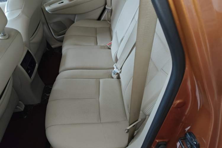 Used Nissan Murano 2015 2.5L XL Two-Wheel Drive Smart Edition Interior 4