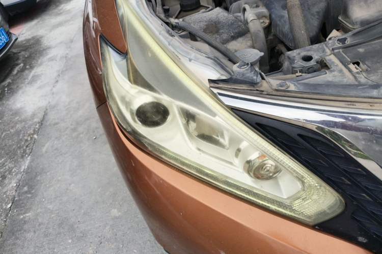 Used Nissan Murano 2015 2.5L XL Two-Wheel Drive Smart Edition Right Front Headlight