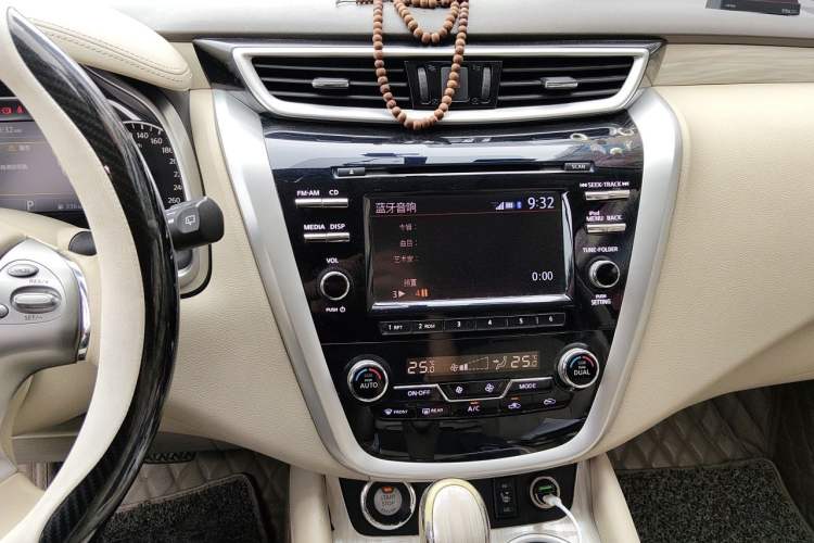 Used Nissan Murano 2015 2.5L XL Two-Wheel Drive Smart Edition Audio And AC Panel