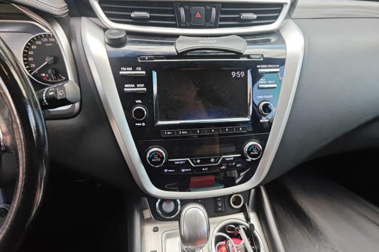 Used Nissan Murano 2015 2.5L XL Two-Wheel Drive Smart Edition Audio And AC Panel