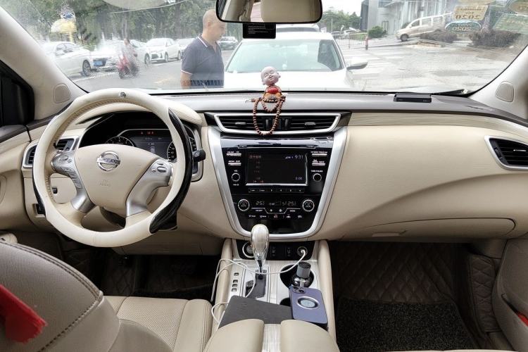 Used Nissan Murano 2015 2.5L XL Two-Wheel Drive Smart Edition Center Console