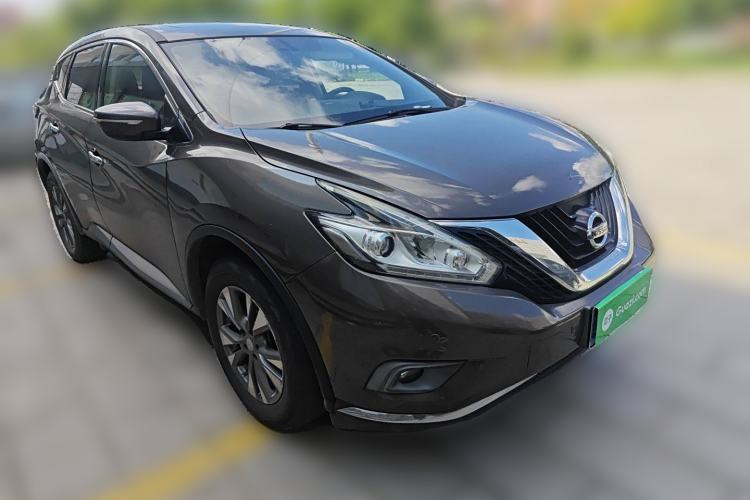 Used Nissan Murano 2015 2.5L XL Two-Wheel Drive Smart Edition Front Right 45 Deg