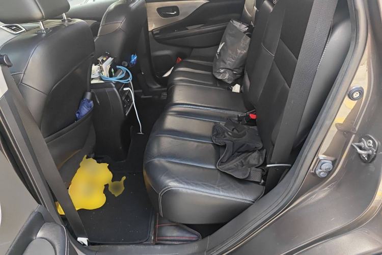 Used Nissan Murano 2015 2.5L XL Two-Wheel Drive Smart Edition Left Rear Seat