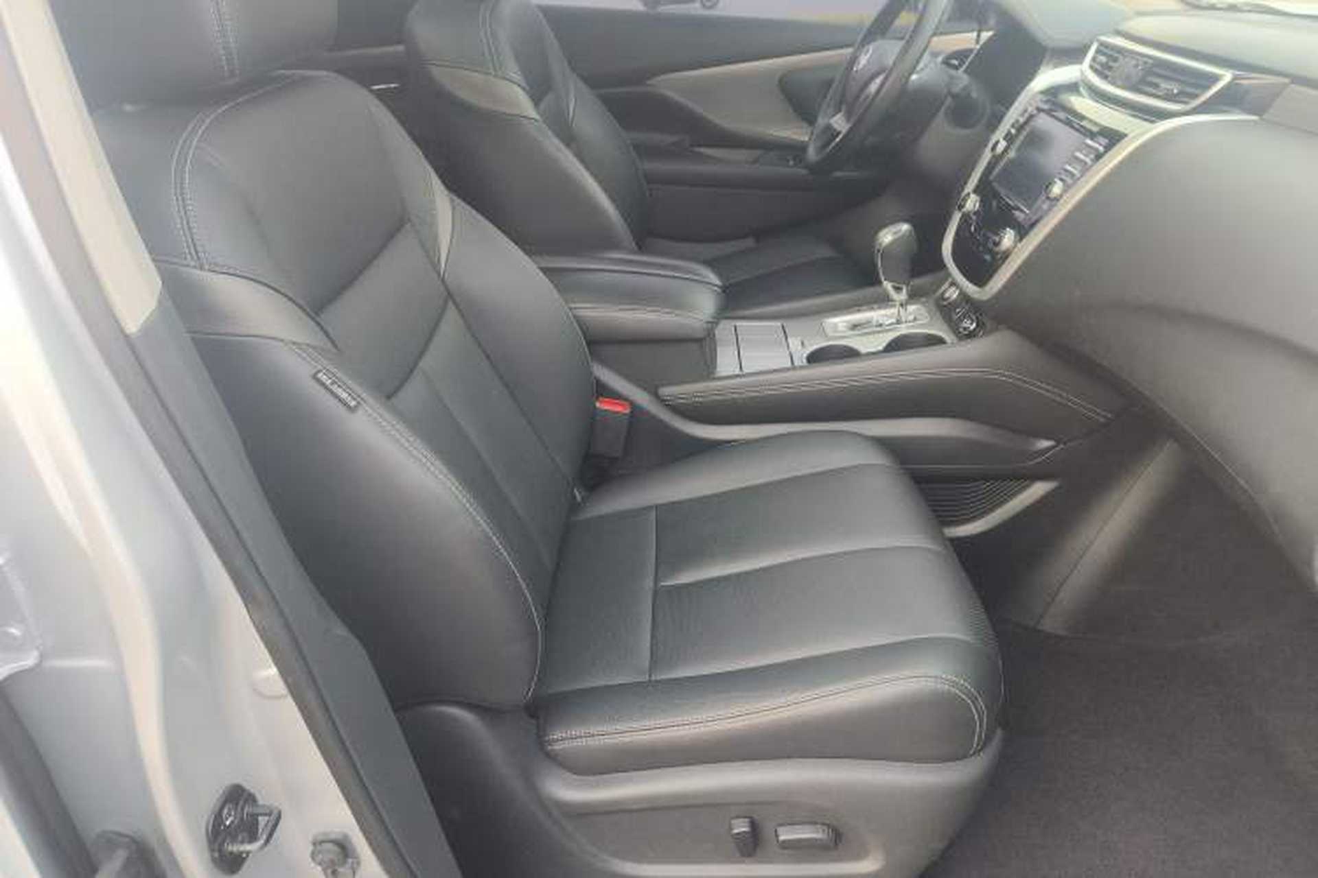 Used Nissan Murano 2015 2.5 S/C HEV XL Two-Wheel Drive Hybrid Luxury Edition Right Front Seat