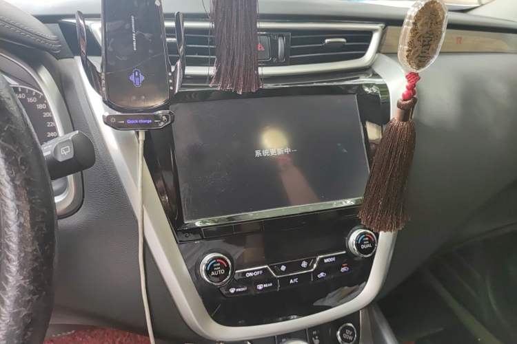 Used Nissan Murano 2015 2.5L XL Two-Wheel Drive Smart Edition Audio And AC Panel