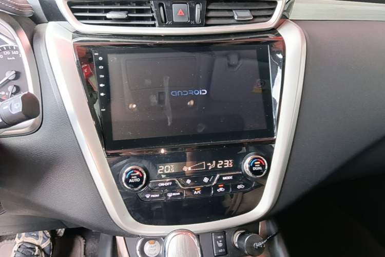 Used Nissan Murano 2015 2.5L XL Two-Wheel Drive Smart Edition Audio And AC Panel