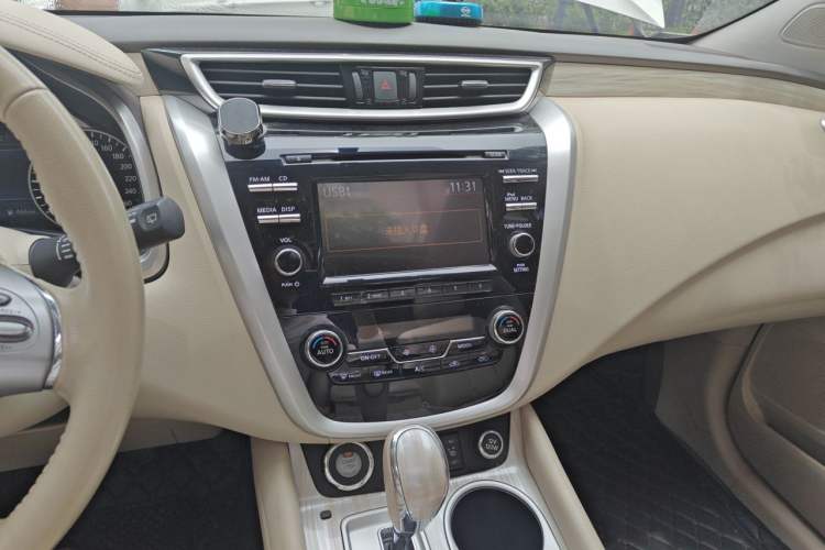 Used Nissan Murano 2015 2.5L XL Two-Wheel Drive Smart Edition Audio And AC Panel