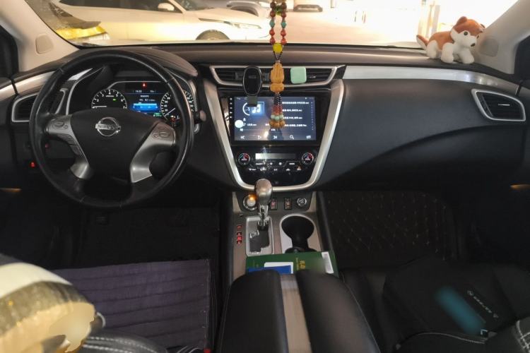 Used Nissan Murano 2015 2.5L XL Two-Wheel Drive Smart Edition Center Console