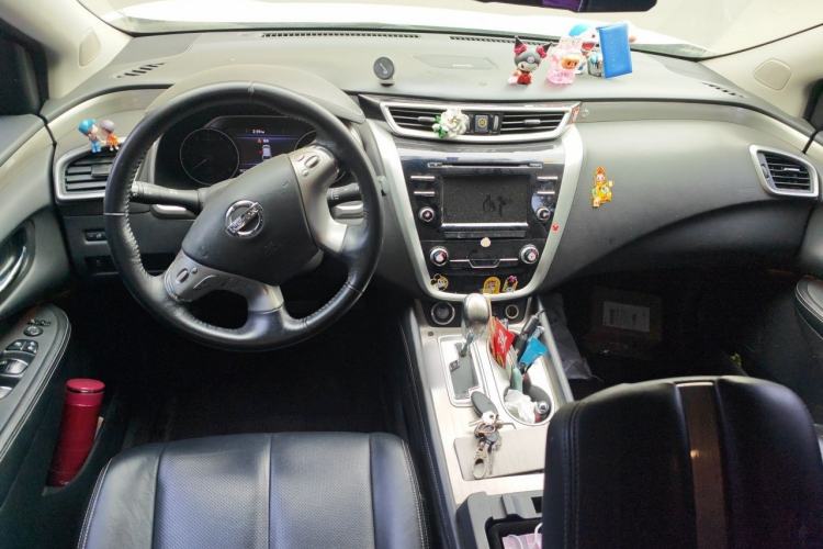 Used Nissan Murano 2015 2.5L XL Two-Wheel Drive Smart Edition Center Console