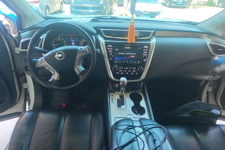 Used Nissan Murano 2015 2.5L XL NAVI Two-Wheel Drive Smart Edition Center Console