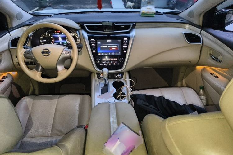 Used Nissan Murano 2015 2.5L XV RES Two-Wheel Drive Luxury Edition Center Console