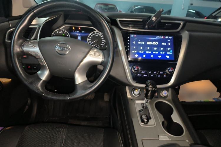 Used Nissan Murano 2015 2.5L XL Two-Wheel Drive Smart Edition Center Console